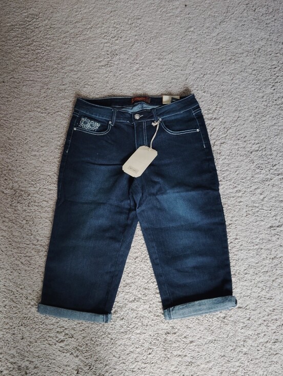 one 5 one Denim - One 5 One Dark Blue Denim Capri Jeans